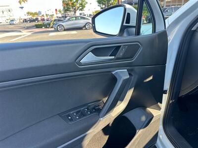 2020 Volkswagen Tiguan S   - Photo 15 - Costa Mesa, CA 92626