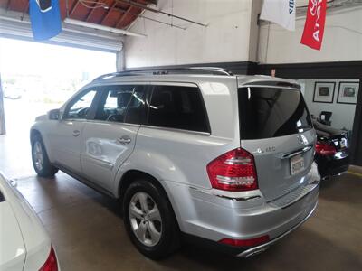 2010 Mercedes-Benz GL 450 4MATIC   - Photo 3 - Costa Mesa, CA 92626