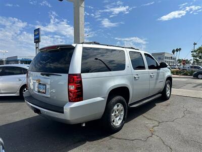2014 Chevrolet Suburban LT   - Photo 4 - Costa Mesa, CA 92626