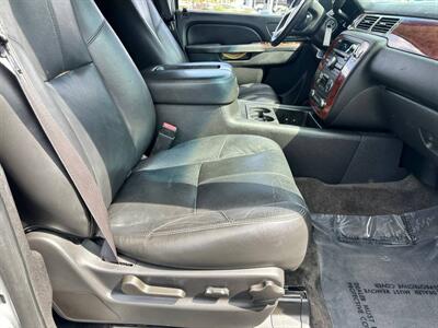 2014 Chevrolet Suburban LT   - Photo 7 - Costa Mesa, CA 92626