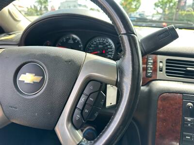 2014 Chevrolet Suburban LT   - Photo 21 - Costa Mesa, CA 92626