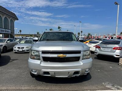2014 Chevrolet Suburban LT   - Photo 2 - Costa Mesa, CA 92626