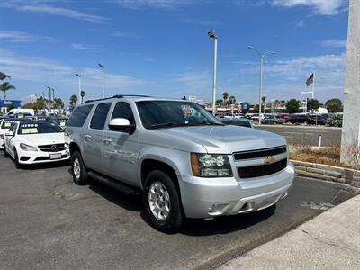 2014 Chevrolet Suburban LT   - Photo 3 - Costa Mesa, CA 92626