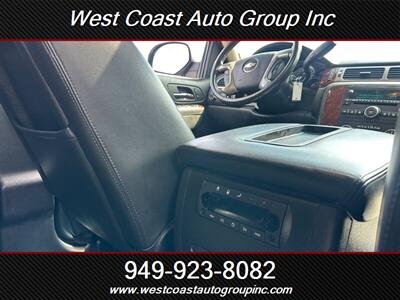 2014 Chevrolet Suburban LT - Photo 11 - Costa Mesa, CA 92626
