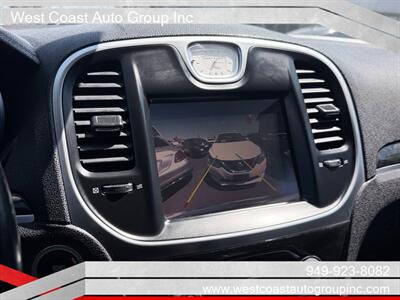 2016 Chrysler 300 C - Photo 15 - Costa Mesa, CA 92626