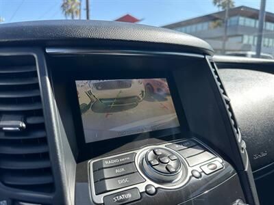 2017 INFINITI QX70   - Photo 10 - Costa Mesa, CA 92626