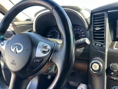 2017 INFINITI QX70   - Photo 20 - Costa Mesa, CA 92626
