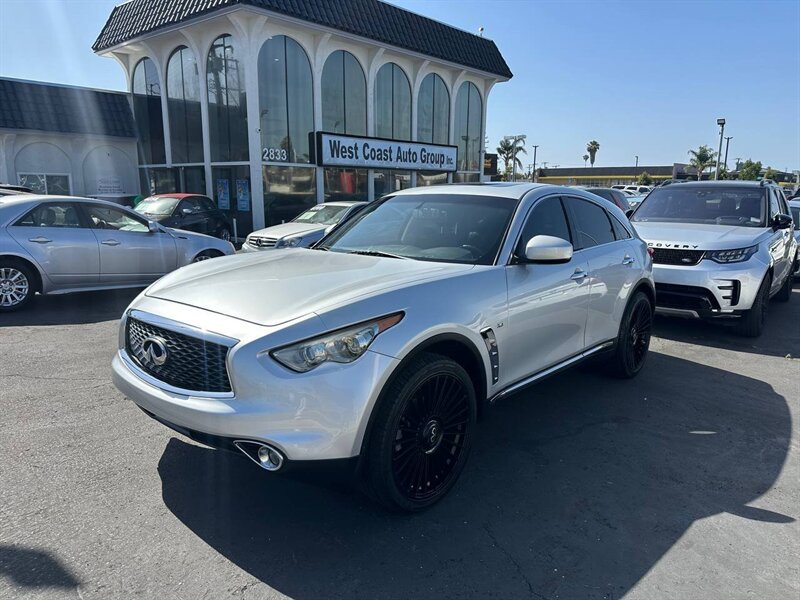 2017 INFINITI QX70 - Photo 1 - Costa Mesa, CA 92626