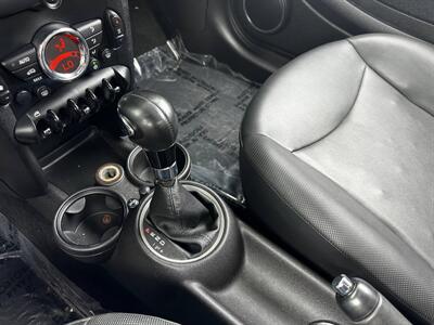 2011 MINI Cooper   - Photo 11 - Costa Mesa, CA 92626