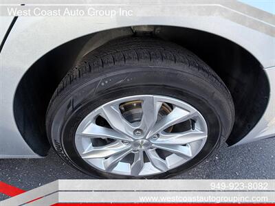 2020 Chevrolet Malibu LT   - Photo 15 - Costa Mesa, CA 92626