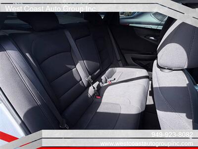 2020 Chevrolet Malibu LT   - Photo 12 - Costa Mesa, CA 92626