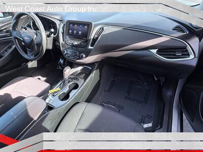 2020 Chevrolet Malibu LT   - Photo 6 - Costa Mesa, CA 92626