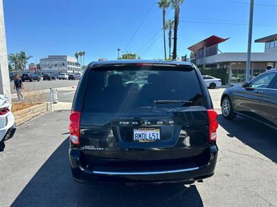 2015 Dodge Grand Caravan SXT Plus   - Photo 21 - Costa Mesa, CA 92626