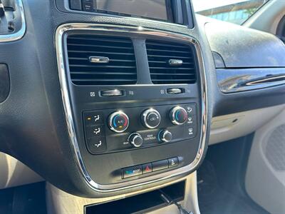 2015 Dodge Grand Caravan SXT Plus   - Photo 15 - Costa Mesa, CA 92626