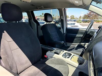 2015 Dodge Grand Caravan SXT Plus   - Photo 7 - Costa Mesa, CA 92626