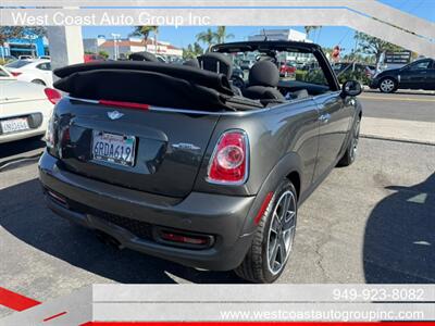 2011 MINI Cooper John Cooper Works   - Photo 5 - Costa Mesa, CA 92626