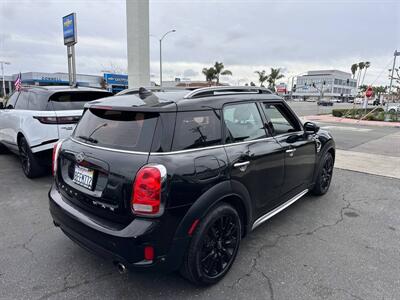 2019 MINI Countryman Cooper S   - Photo 4 - Costa Mesa, CA 92626