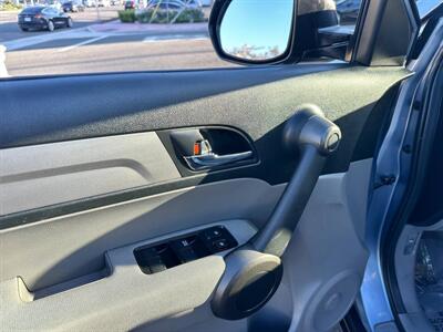 2010 Honda CR-V LX - Photo 10 - Costa Mesa, CA 92626