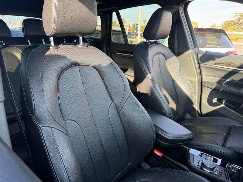 2017 Bmw X1 XDrive28i photo 4