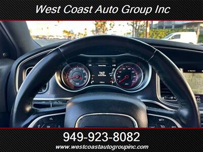 2017 Dodge Charger SXT   - Photo 11 - Costa Mesa, CA 92626