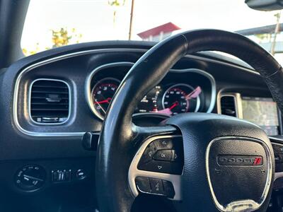 2017 Dodge Charger SXT   - Photo 10 - Costa Mesa, CA 92626