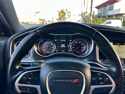 2017 Dodge Charger SXT   - Photo 11 - Costa Mesa, CA 92626