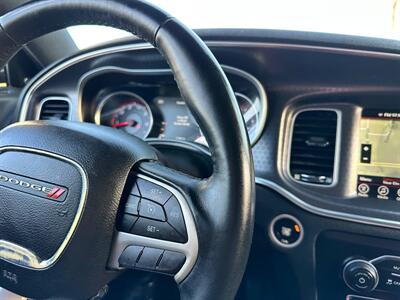 2017 Dodge Charger SXT   - Photo 9 - Costa Mesa, CA 92626