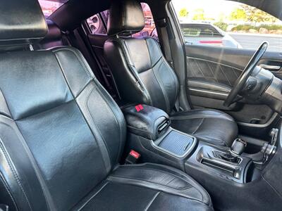 2017 Dodge Charger SXT   - Photo 5 - Costa Mesa, CA 92626