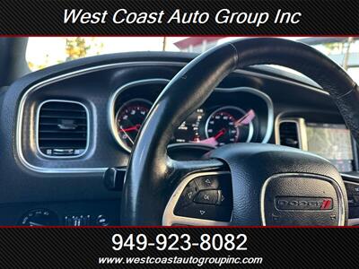 2017 Dodge Charger SXT   - Photo 10 - Costa Mesa, CA 92626