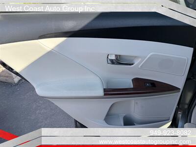 2012 Toyota Venza Limited - Photo 14 - Costa Mesa, CA 92626