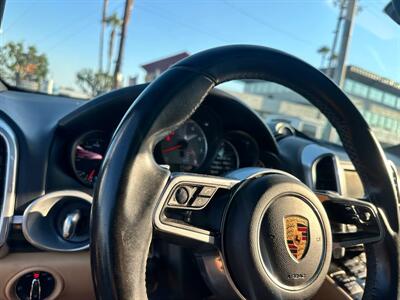 2016 Porsche Cayenne S   - Photo 25 - Costa Mesa, CA 92626