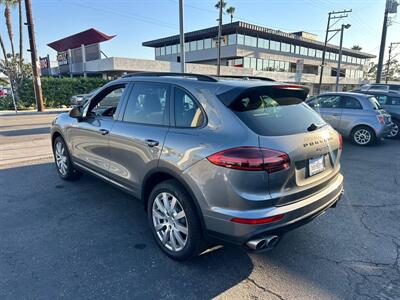 2016 Porsche Cayenne S   - Photo 4 - Costa Mesa, CA 92626