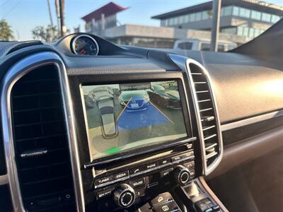 2016 Porsche Cayenne S   - Photo 15 - Costa Mesa, CA 92626