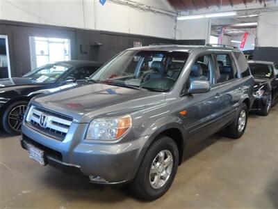 2008 Honda Pilot EX-L w/Navi   - Photo 1 - Costa Mesa, CA 92626