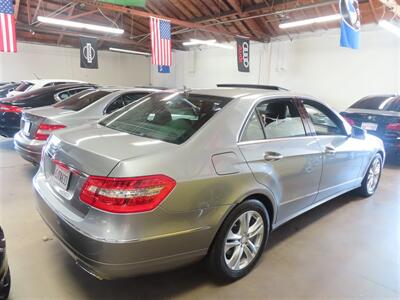 2010 Mercedes-Benz E 550 Sport   - Photo 3 - Costa Mesa, CA 92626