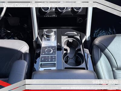 2018 Land Rover Discovery HSE Luxury   - Photo 18 - Costa Mesa, CA 92626