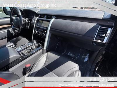 2018 Land Rover Discovery HSE Luxury   - Photo 11 - Costa Mesa, CA 92626