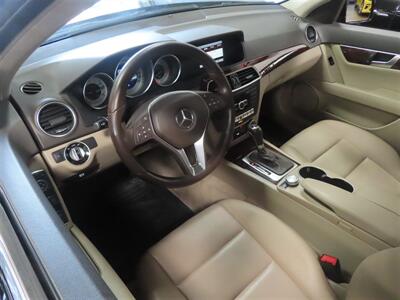 2013 Mercedes-Benz C 250 Sport   - Photo 5 - Costa Mesa, CA 92626