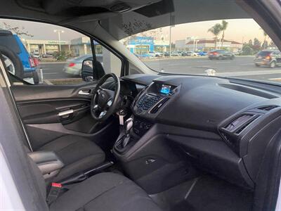 2016 Ford Transit Connect XLT - Photo 12 - Costa Mesa, CA 92626