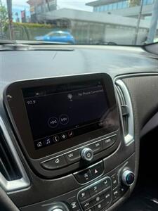 2022 Chevrolet Malibu LT   - Photo 16 - Costa Mesa, CA 92626
