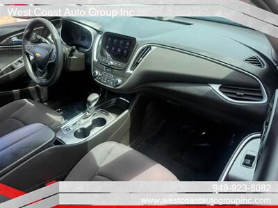 2022 Chevrolet Malibu LT   - Photo 8 - Costa Mesa, CA 92626