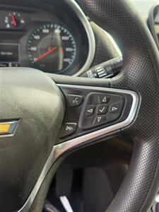 2022 Chevrolet Malibu LT   - Photo 12 - Costa Mesa, CA 92626