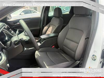 2022 Chevrolet Malibu LT   - Photo 7 - Costa Mesa, CA 92626