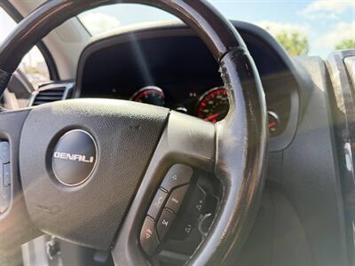 2012 GMC Acadia Denali   - Photo 22 - Costa Mesa, CA 92626