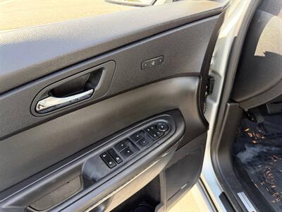 2012 GMC Acadia Denali   - Photo 18 - Costa Mesa, CA 92626