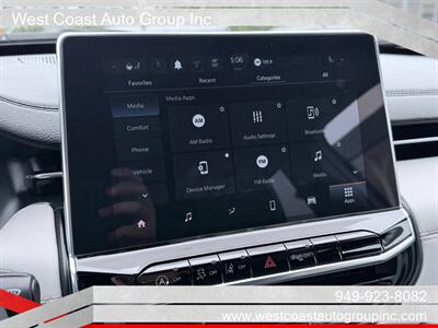 2025 Jeep Compass Limited   - Photo 13 - Costa Mesa, CA 92626