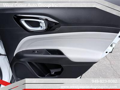 2025 Jeep Compass Limited   - Photo 21 - Costa Mesa, CA 92626
