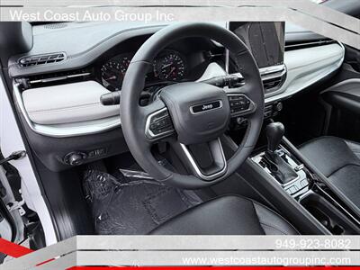 2025 Jeep Compass Limited   - Photo 5 - Costa Mesa, CA 92626