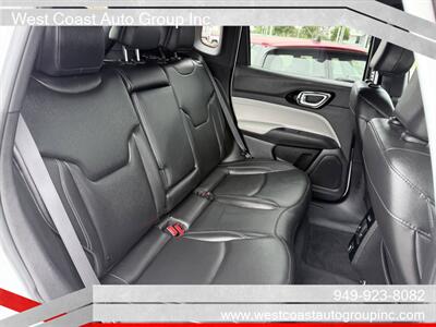 2025 Jeep Compass Limited   - Photo 15 - Costa Mesa, CA 92626