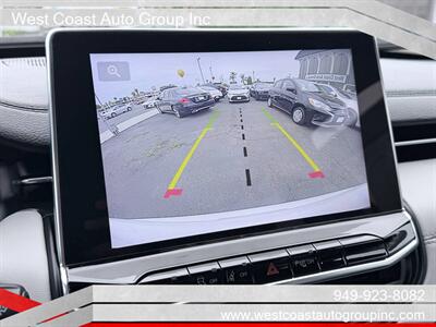 2025 Jeep Compass Limited   - Photo 10 - Costa Mesa, CA 92626